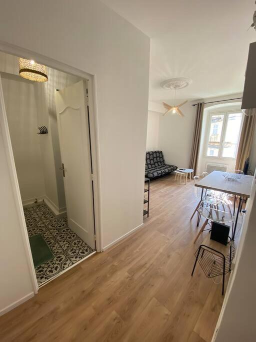 Corte Magnifique T2 45M2 Neuf 5 Personnes Place St Marcel Hyper Centre Wifi Lave Linge Tv Exteriér fotografie